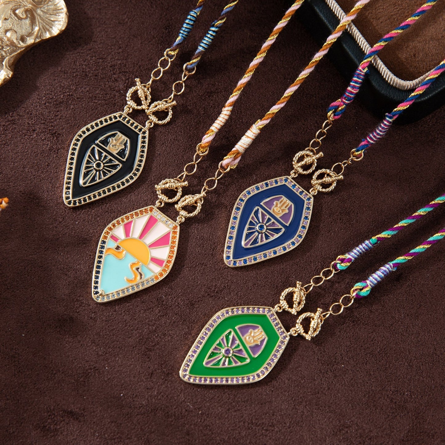 Retro Artistic Color Tarot Necklace Pendant Fashion Gold Plated