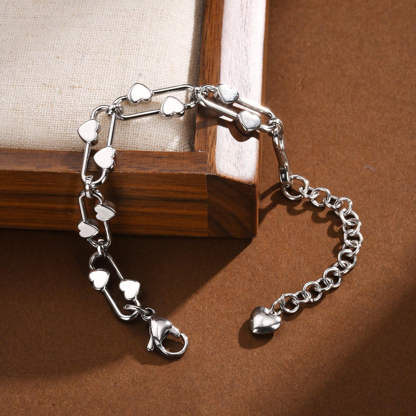 All-match Silver Stainless Steel Heart-shaped Oval Bracelet Women's Fashion Personal Accessories