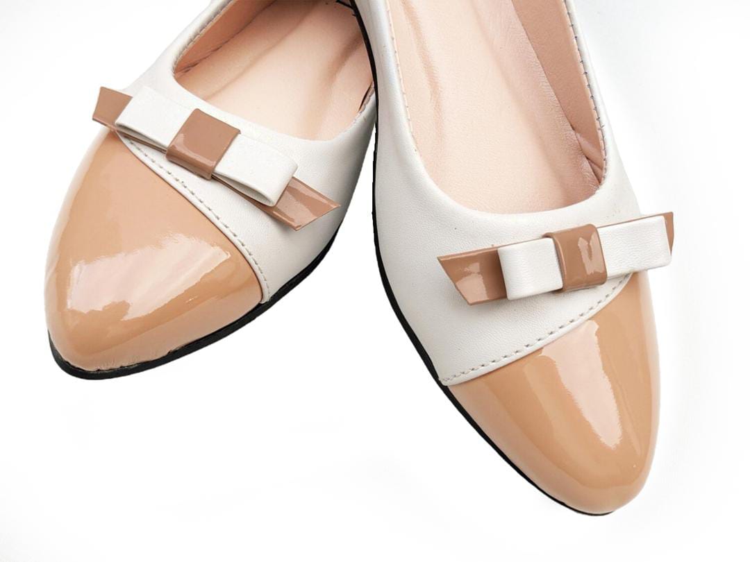 Women's Rexine Fancy Pumps (Brown)