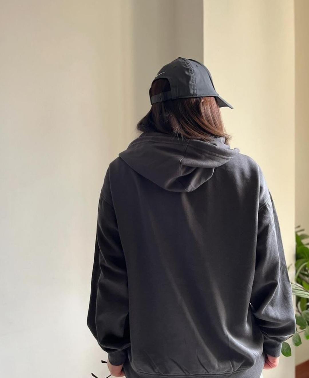 1 Pc Women's Fleece Plain Zip-Up Hoodie