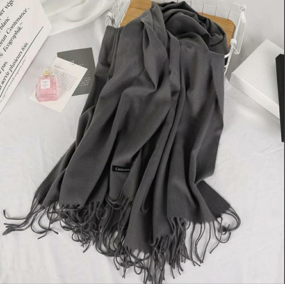 1 Pc Women's Woolen Plain Staller
