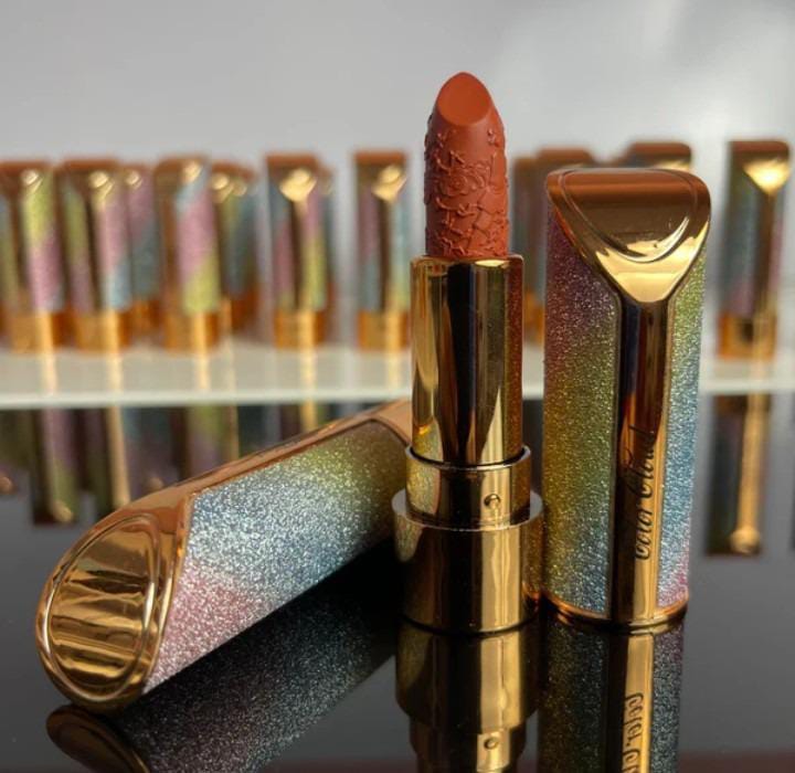 Matte Lipstick With Box
