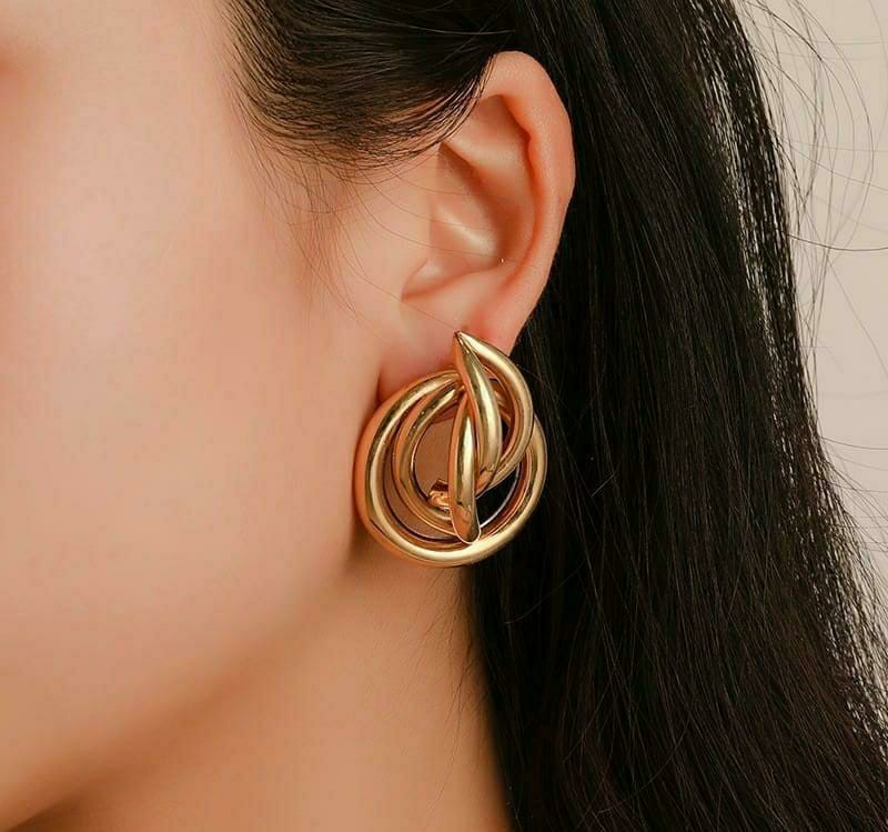 Tangles Loop Earrings