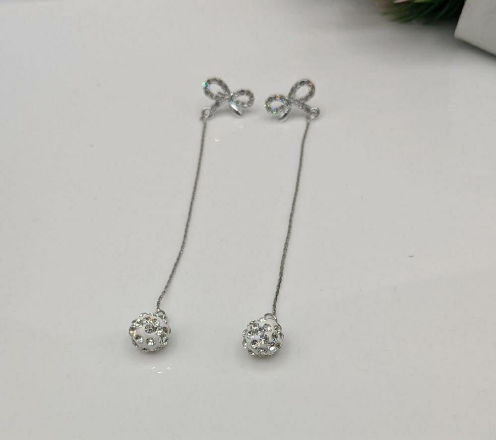Hanging Ball Earring's