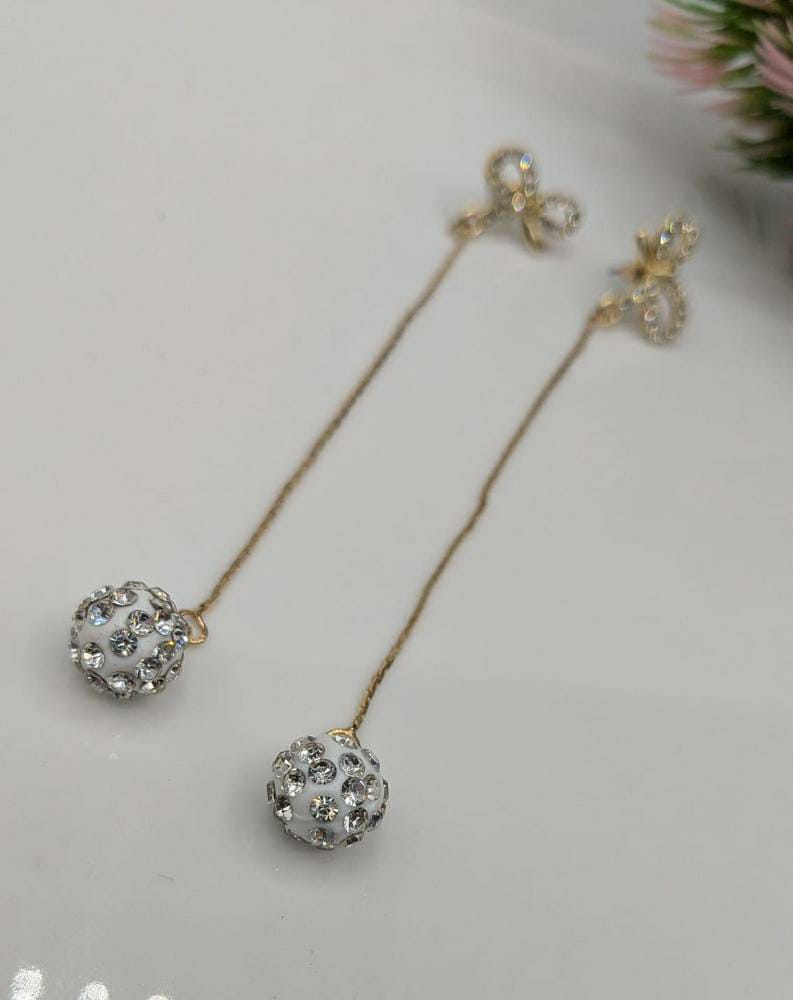 Hanging Ball Earring's