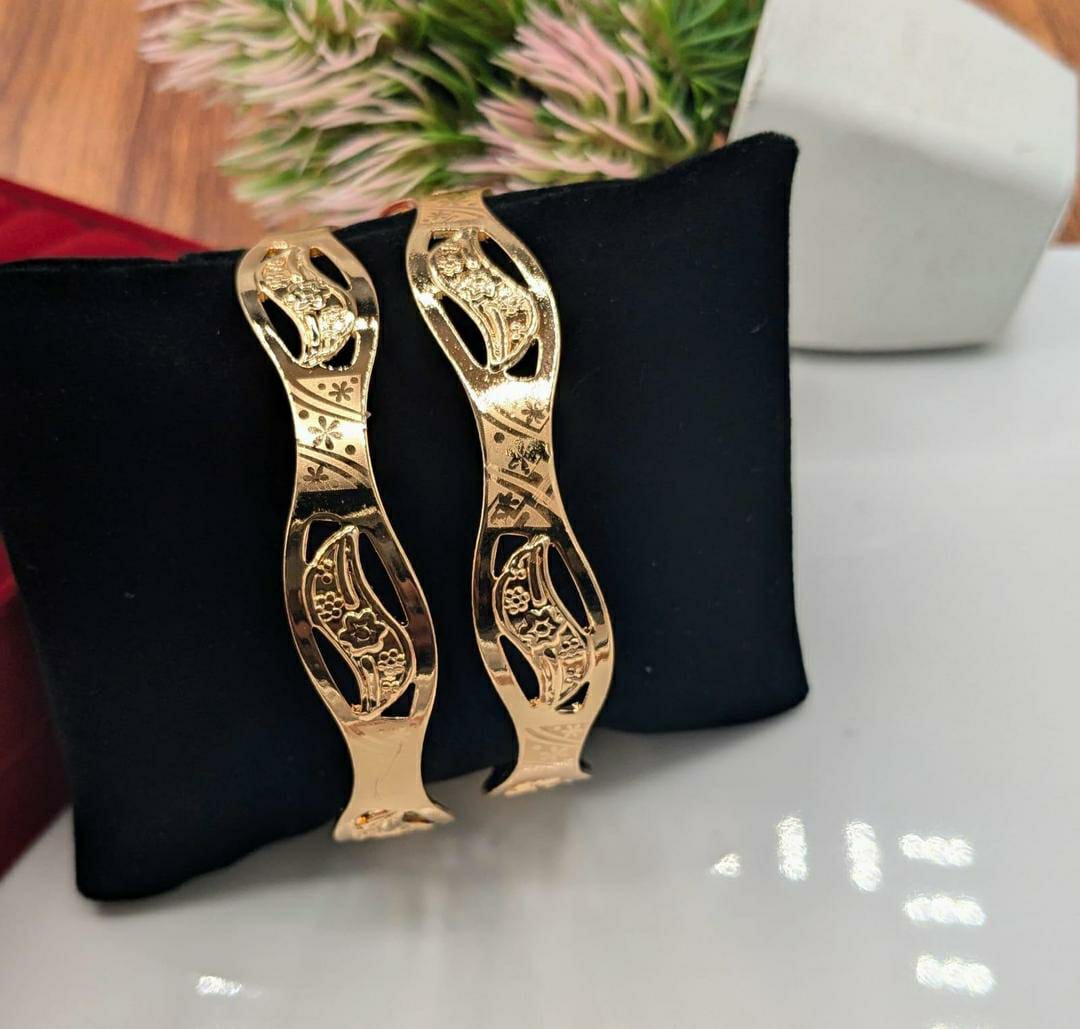 Antique Design Kara Bangle - Set of 2 Pcs Gold Plated Women's Bangles