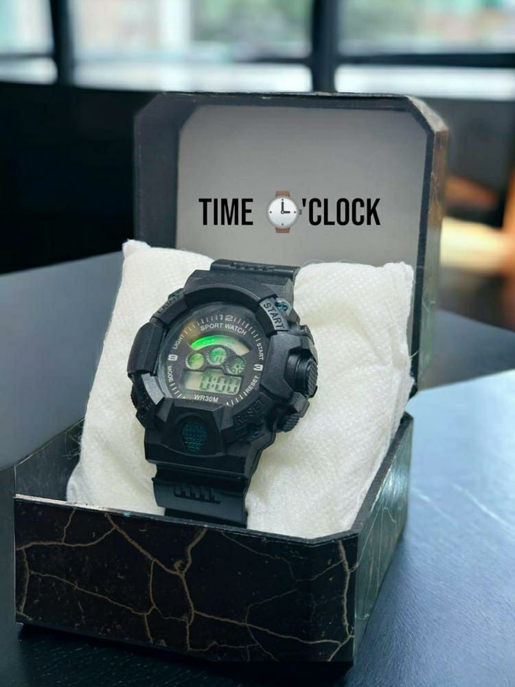 Men's Sports Watch (Black)