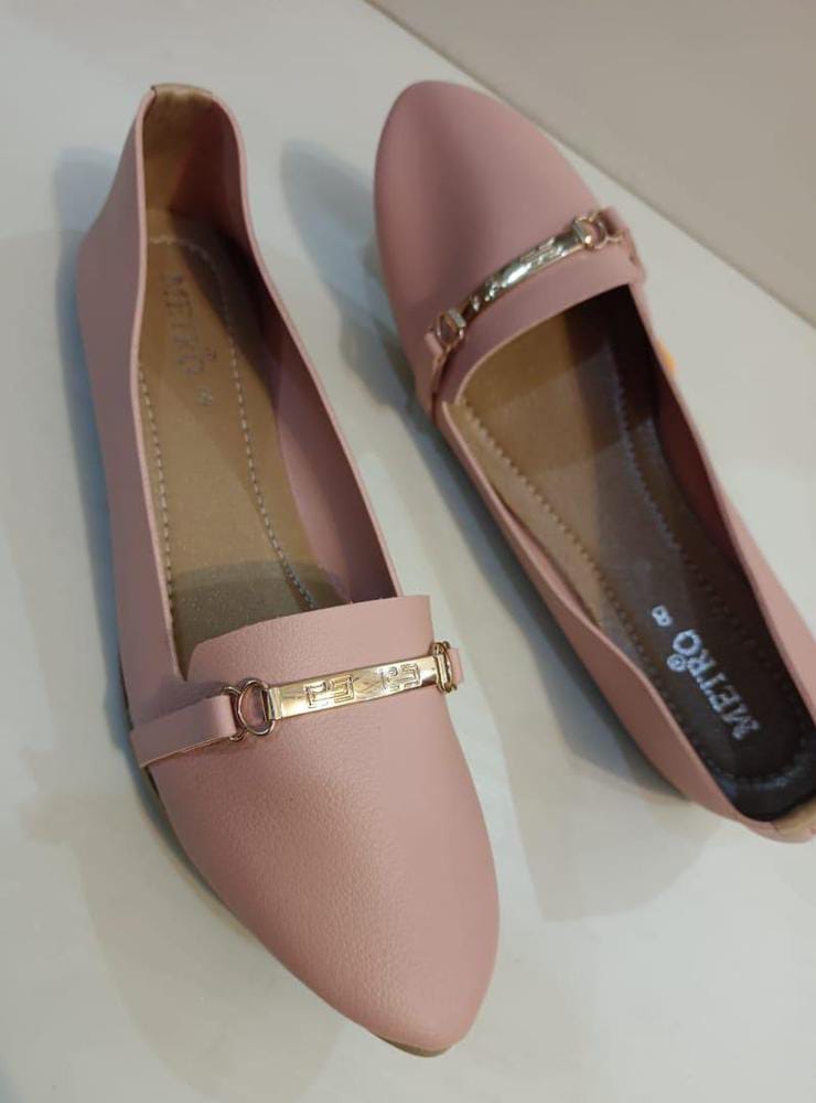 Women's Comfortable Rexine Pumps ( slightly )