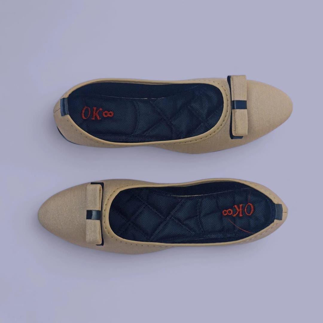 Women's Rexine Casual Pumps (Skin)