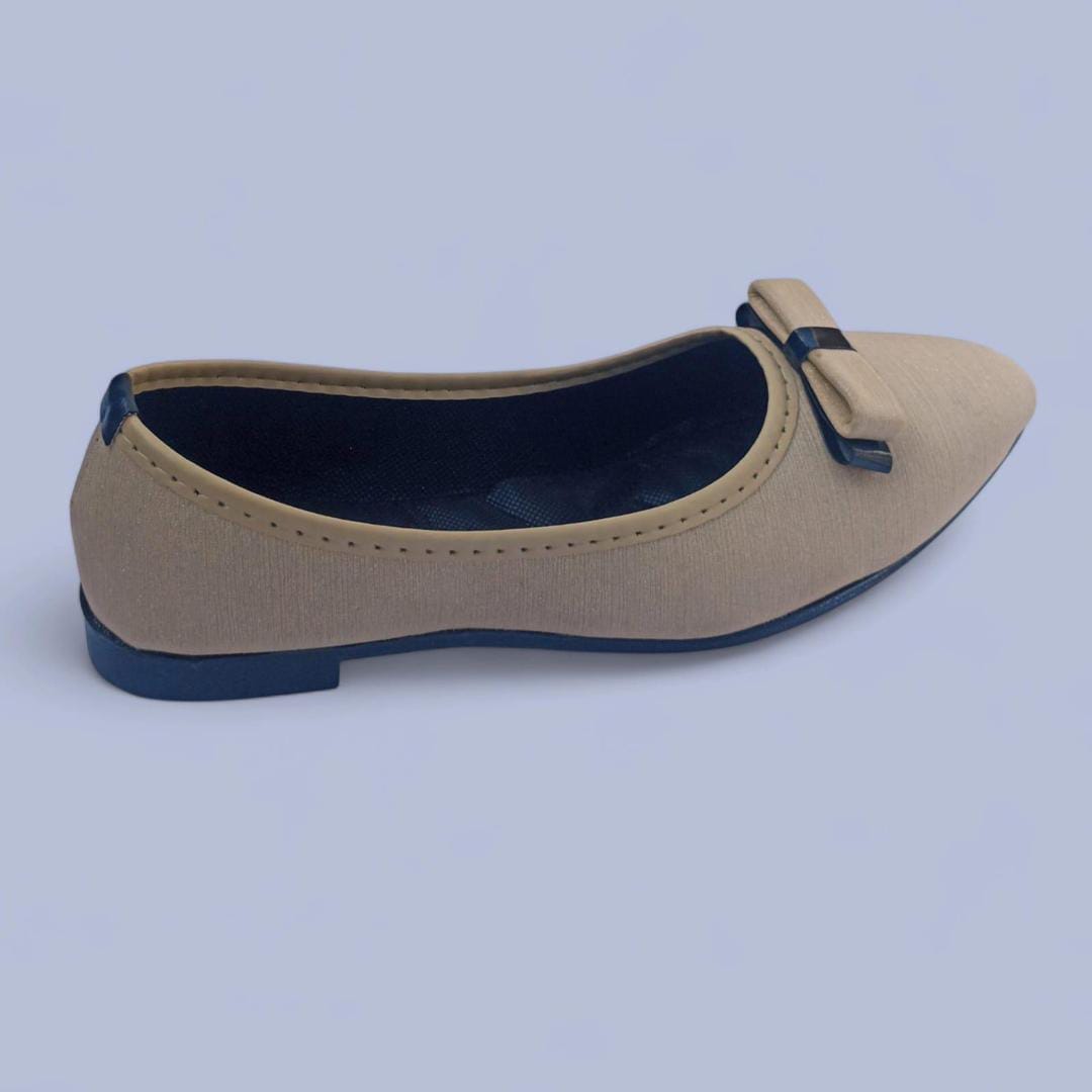 Women's Rexine Casual Pumps (Skin)