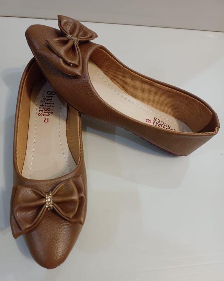 Women's Rexine Casual Pumps (Brown)