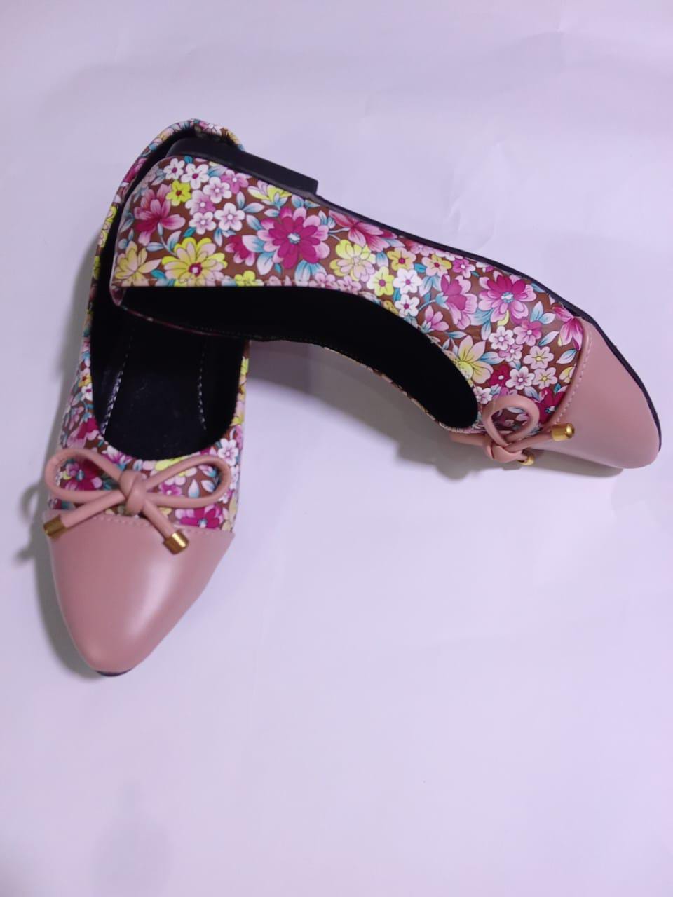 Women's Rexine Comfortable Pumps (Pink)