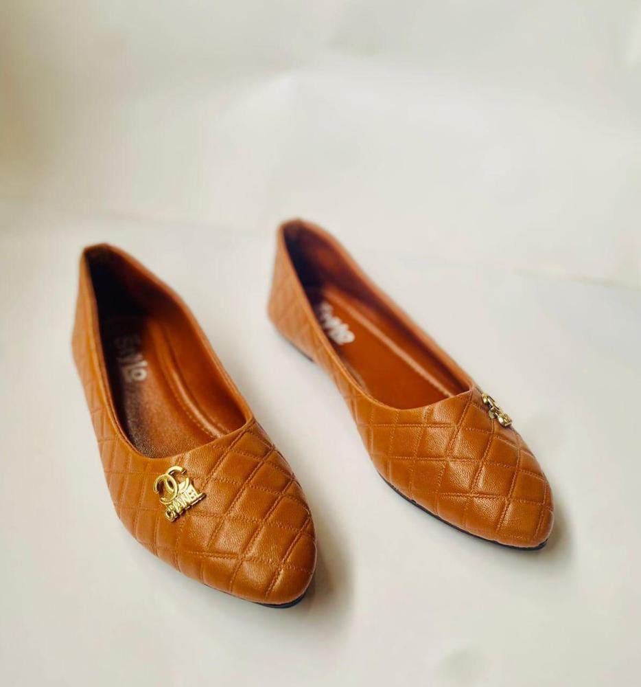 Women's Rexine Pumps (Dark Brown)