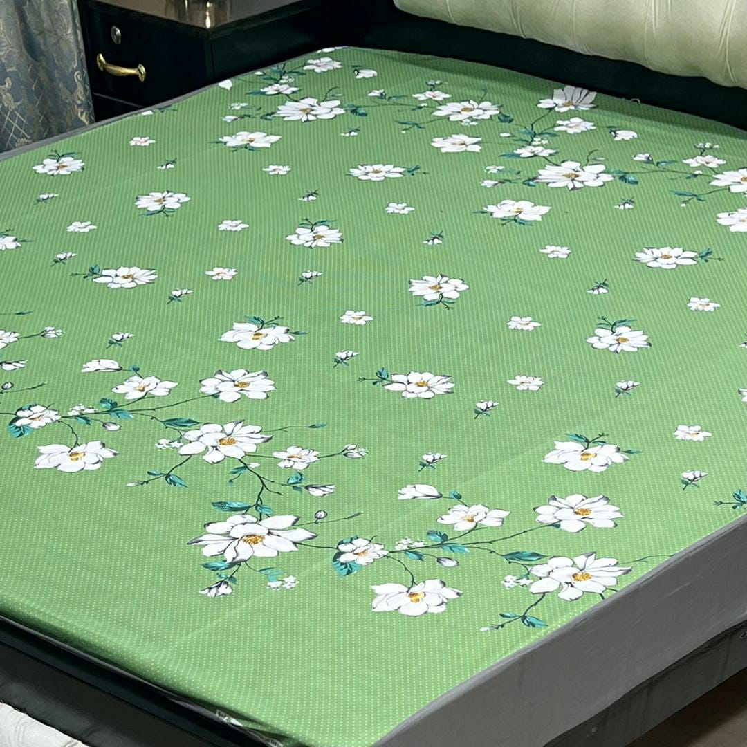 Waterproof PU Printed Mattress Cover for Double Bed (Green)