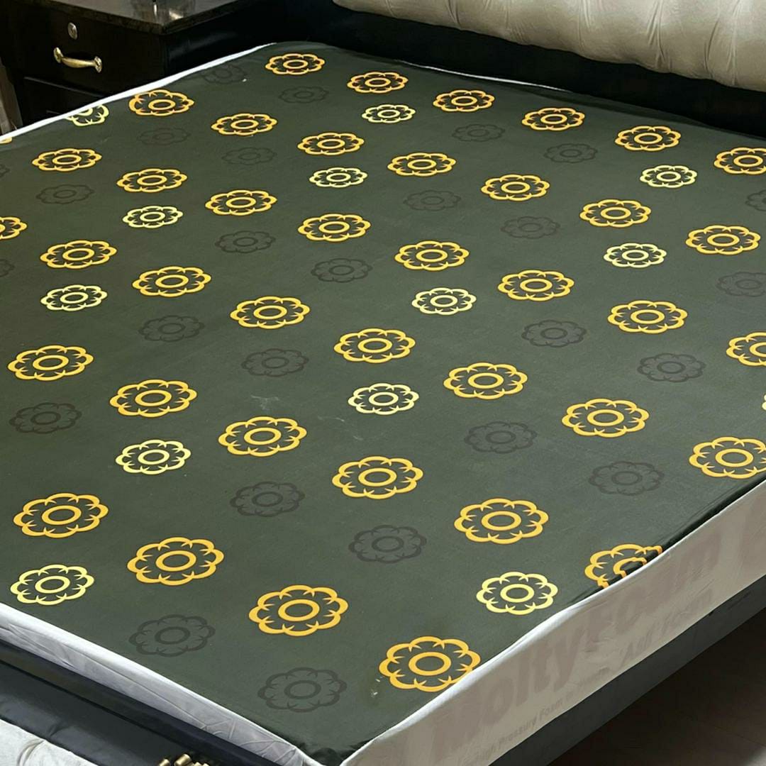 PU Printed Double Bed Mattress Cover (Green)