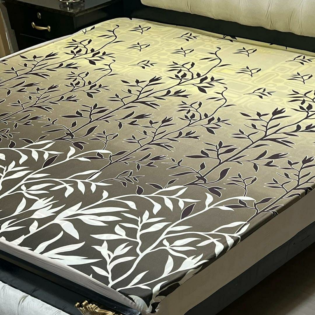 Micro Printed Double Bed Mattress Cover (Multicolor)
