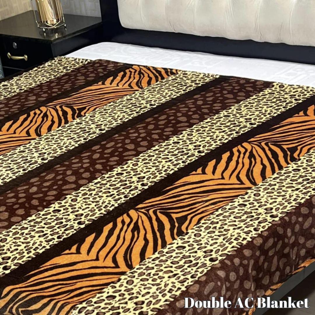 Fleece Printed Double Bed Blanket (Brown Design)