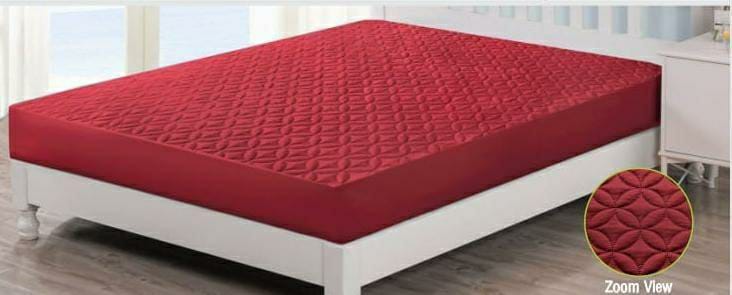 Waterproof Quilted Mattress Cover for King Bed (Maroon)