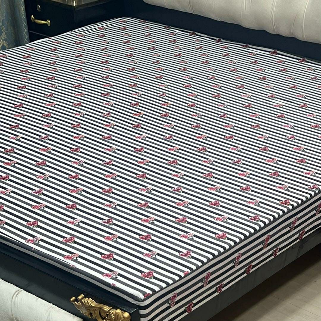 PU Printed Double Bed Mattress Cover (White,Black)