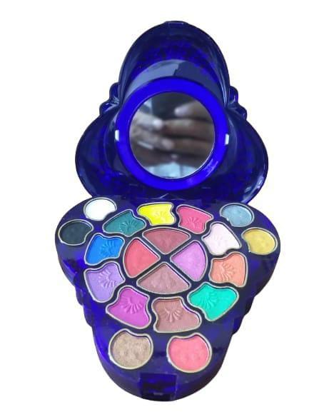 4 in 1 Makeup Deall