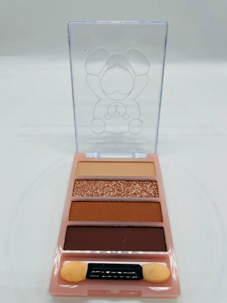 4 Shades Eyeshadow Kit