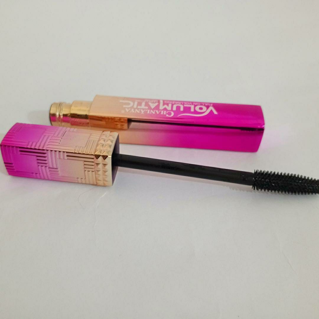 Volumizing Mascara