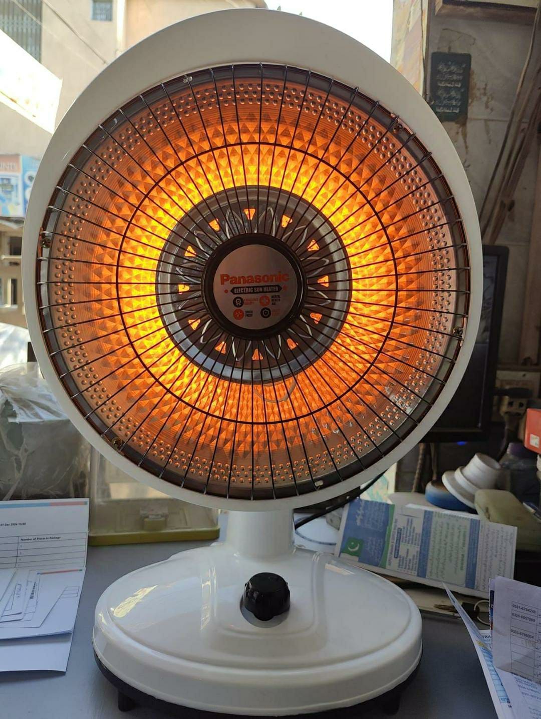Portable 900W Electric Heater - 1 Pc Energy Efficient Heat Solution