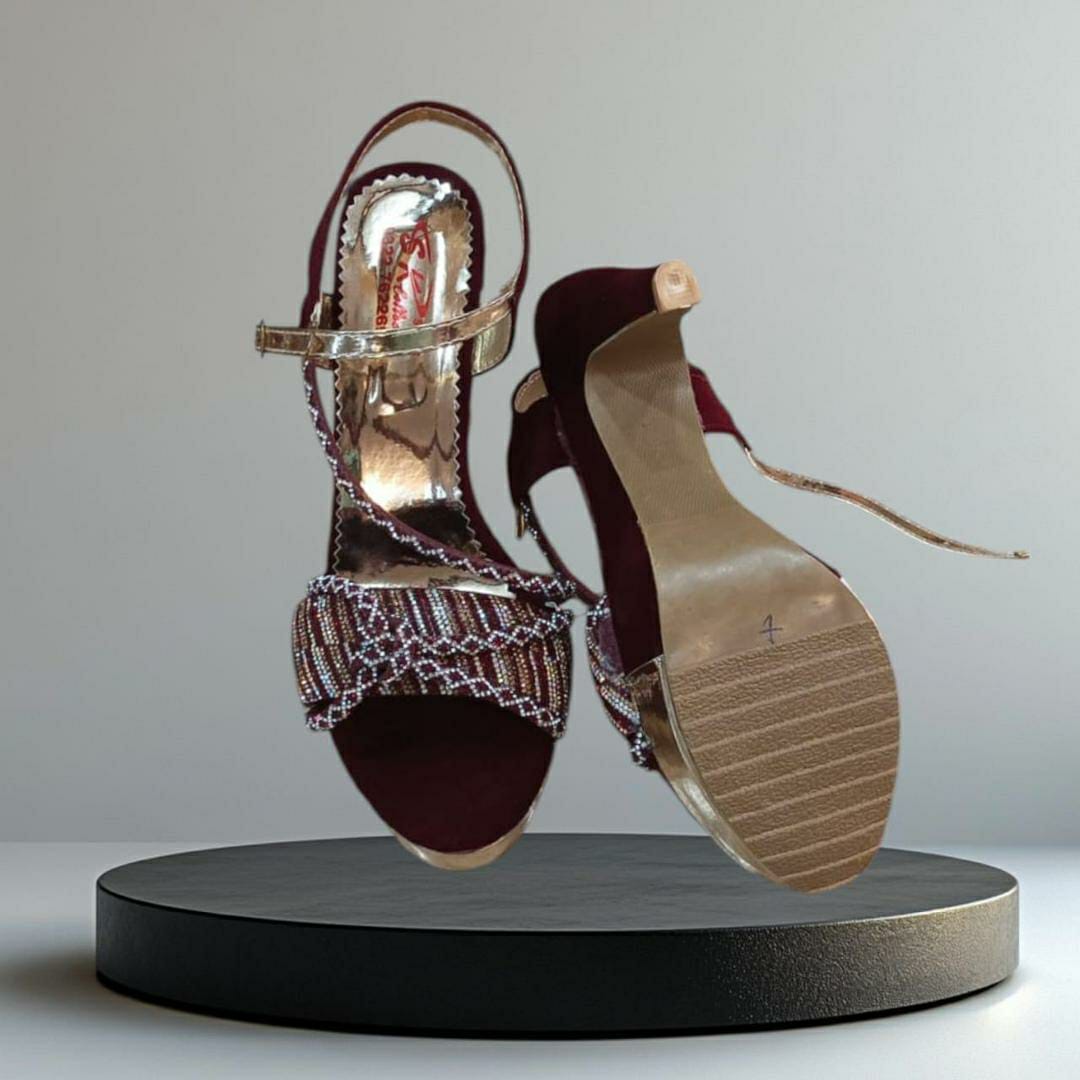 Delicate Stylish Bridle Heel (Maroon)