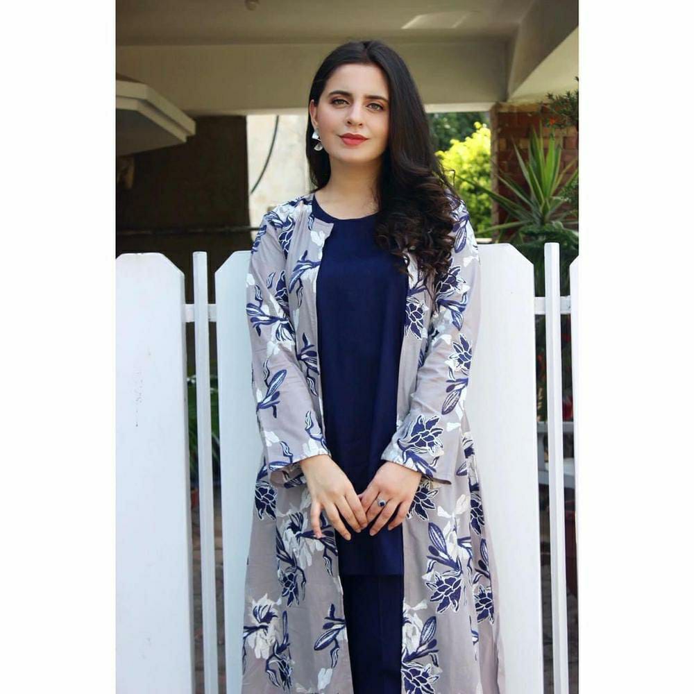 3 Pcs Women's Stitched Silk Printed Suit (White)
