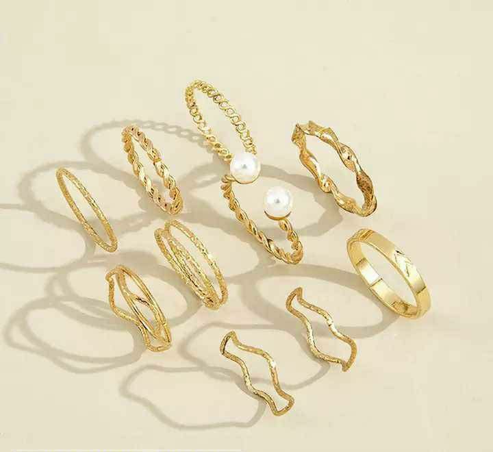 10 Pcs Trendy Golden Rings Set