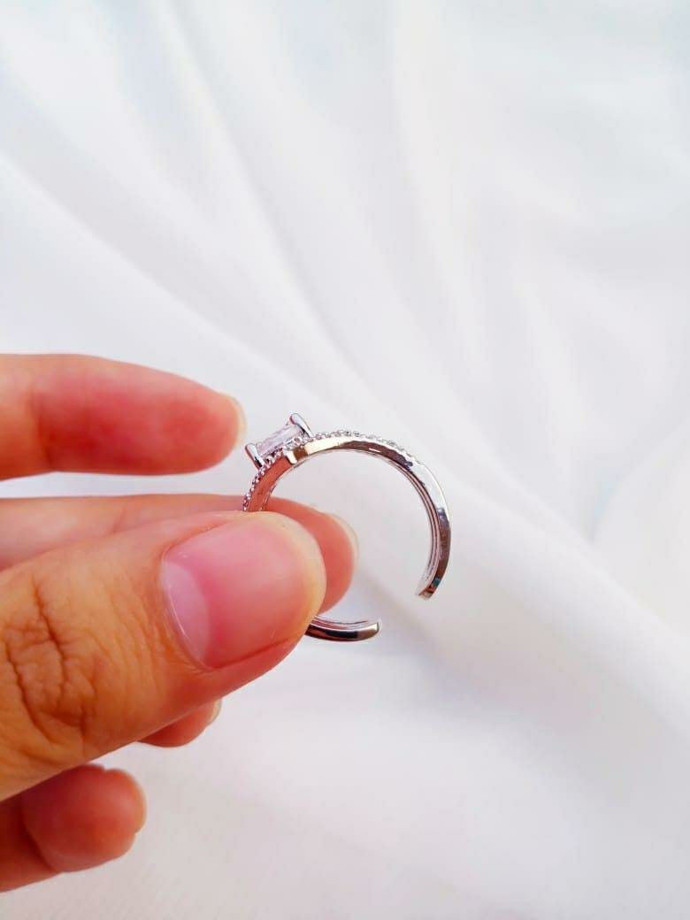 Tremendous Silver Plated Crystal Adjustable Ring