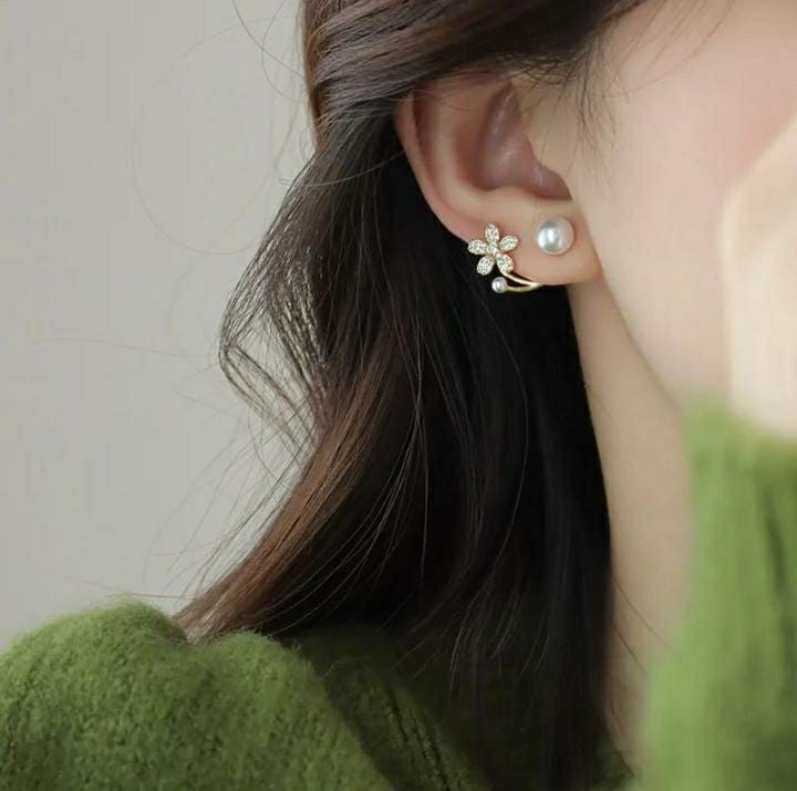 Flower Design Gold Plated Zircon Tops