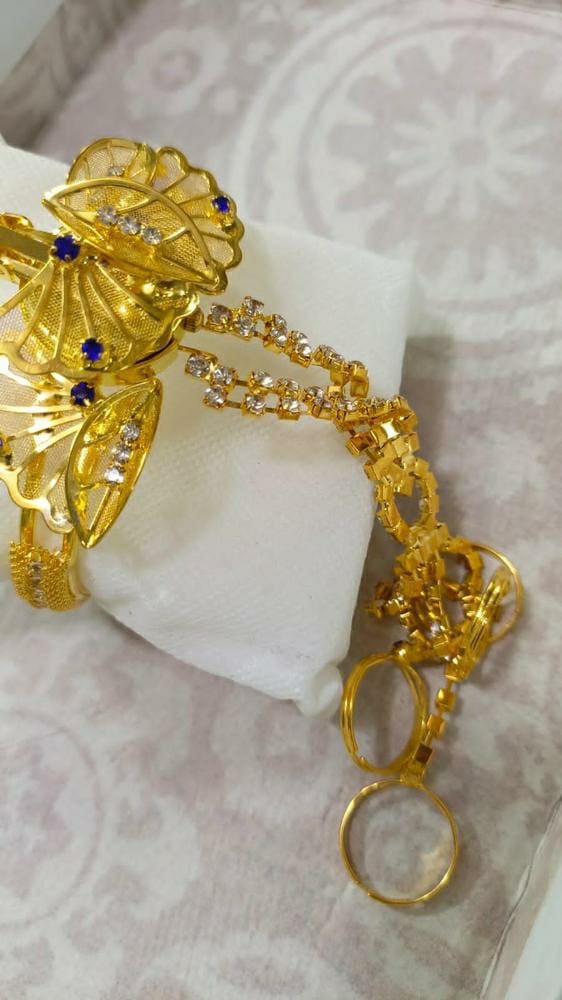 Women's Fancy Chain Bracelet Watch
