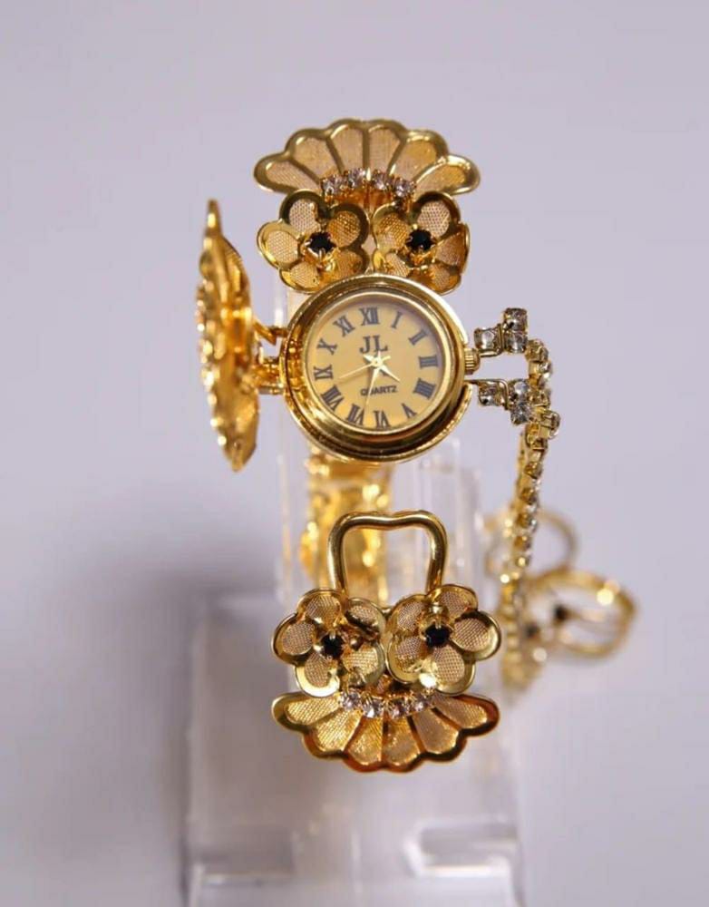 Women's Fancy Chain Bracelet Watch