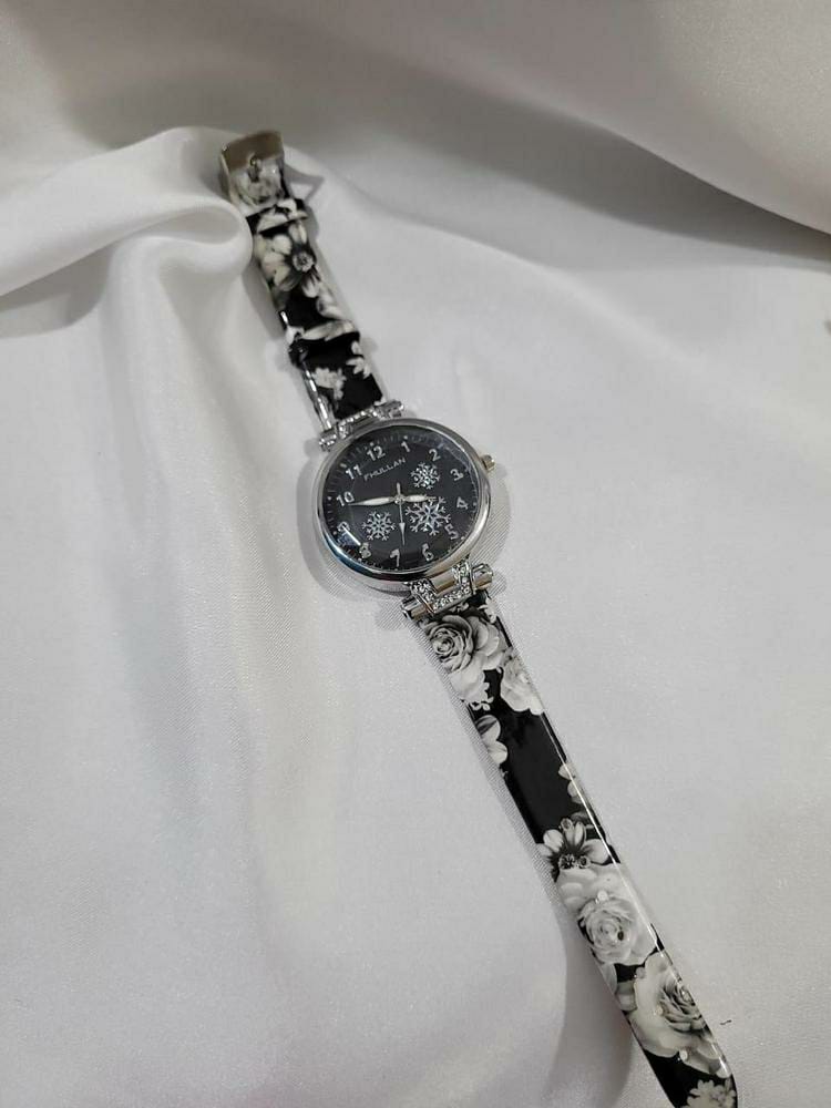 Women's Classic Analogue Watch