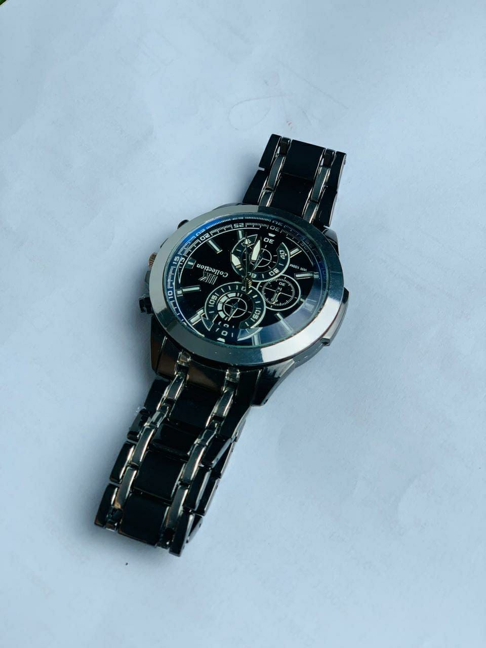 Men's Quartz Stainless Steel Round Watch - Water Resistant Analogue Timepiece