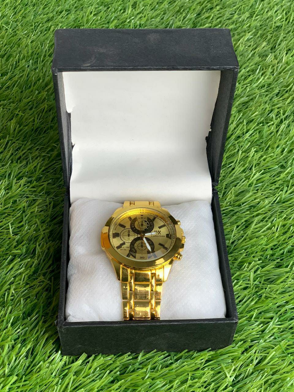 Men's Quartz Stainless Steel Round Watch - Water Resistant Analogue Timepiece