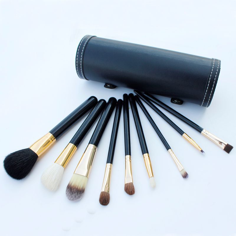 Barrel makeup brush set