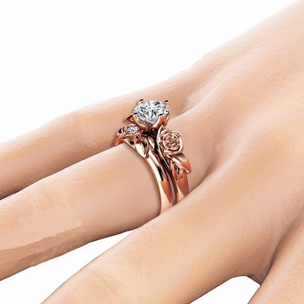 Peach Heart Claw Zircon Ring Drop-shaped Diamond