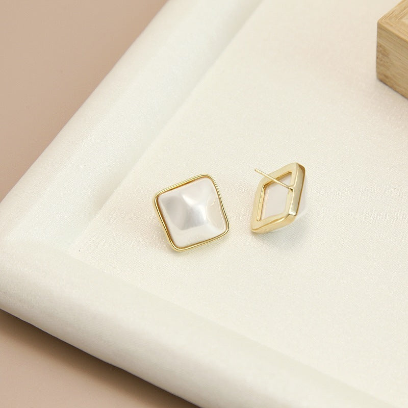 Copper Plated Gold Sterling Silver Needle Simple Beautiful Square Shell Pearl Ear Studs