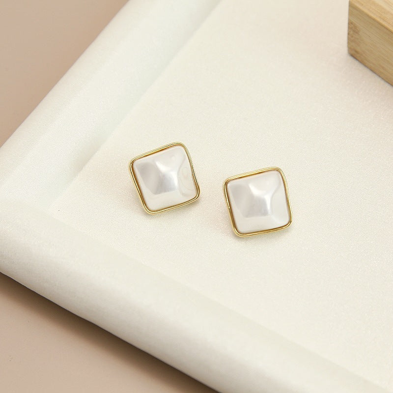 Copper Plated Gold Sterling Silver Needle Simple Beautiful Square Shell Pearl Ear Studs