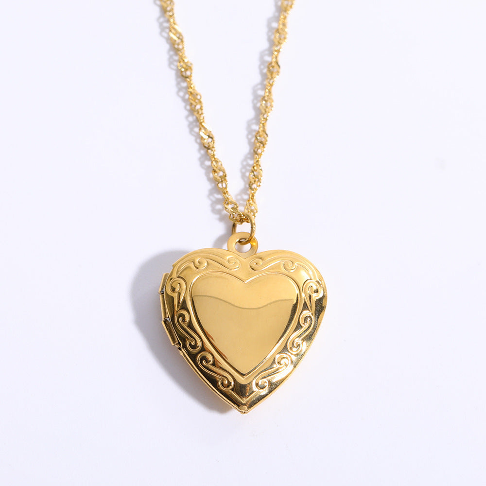 Love Heart Flowers Album Pendant Square Closure Necklace Special-interest Design Closure