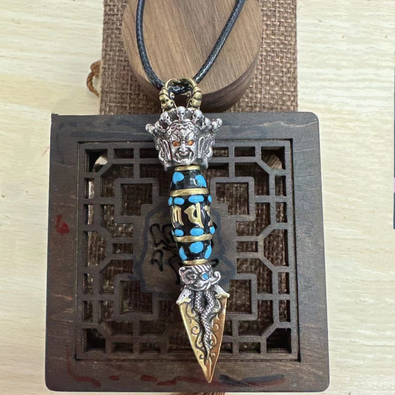 Men's Necklace Domineering Personalized Rotating Dzi Pendant