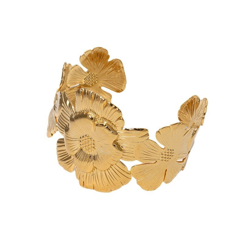 European And American Elegant Retro Gold-plated High-grade Opening Bracelet Exaggerated Design Flowers