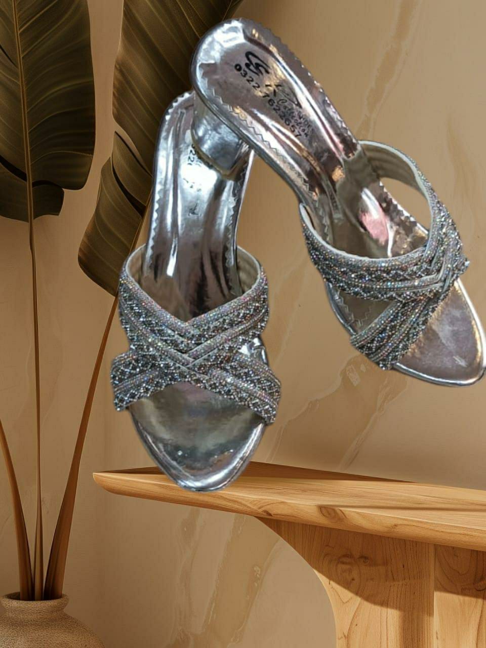 Women's Fancy Shinny Heel (Silver Design)