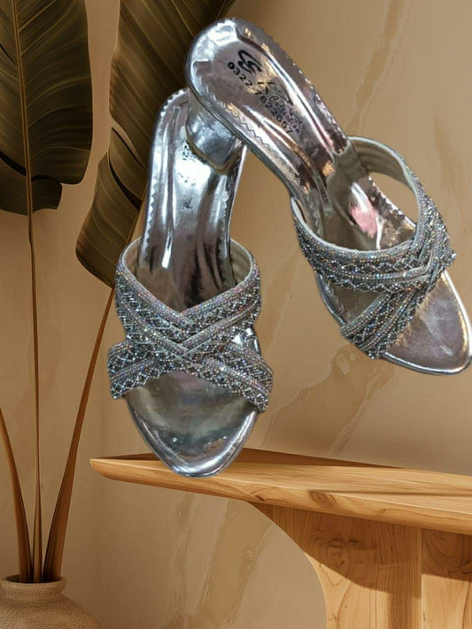 Women's Fancy Shinny Heel (Silver Design)
