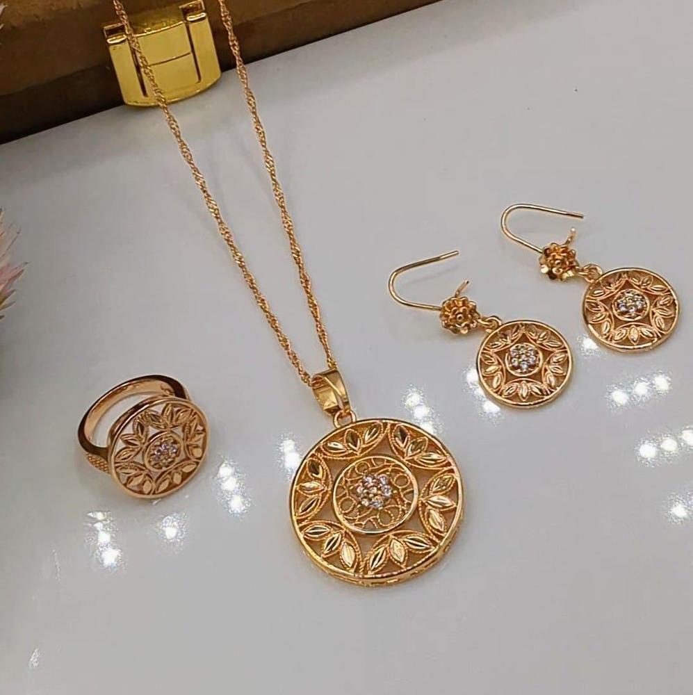 4 Pcs Pendant Set