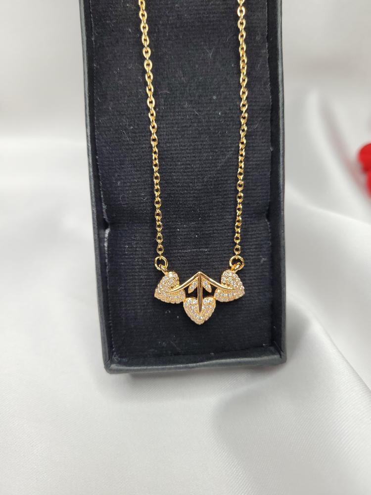 1 Pc Elegant Leaf Design Pendant