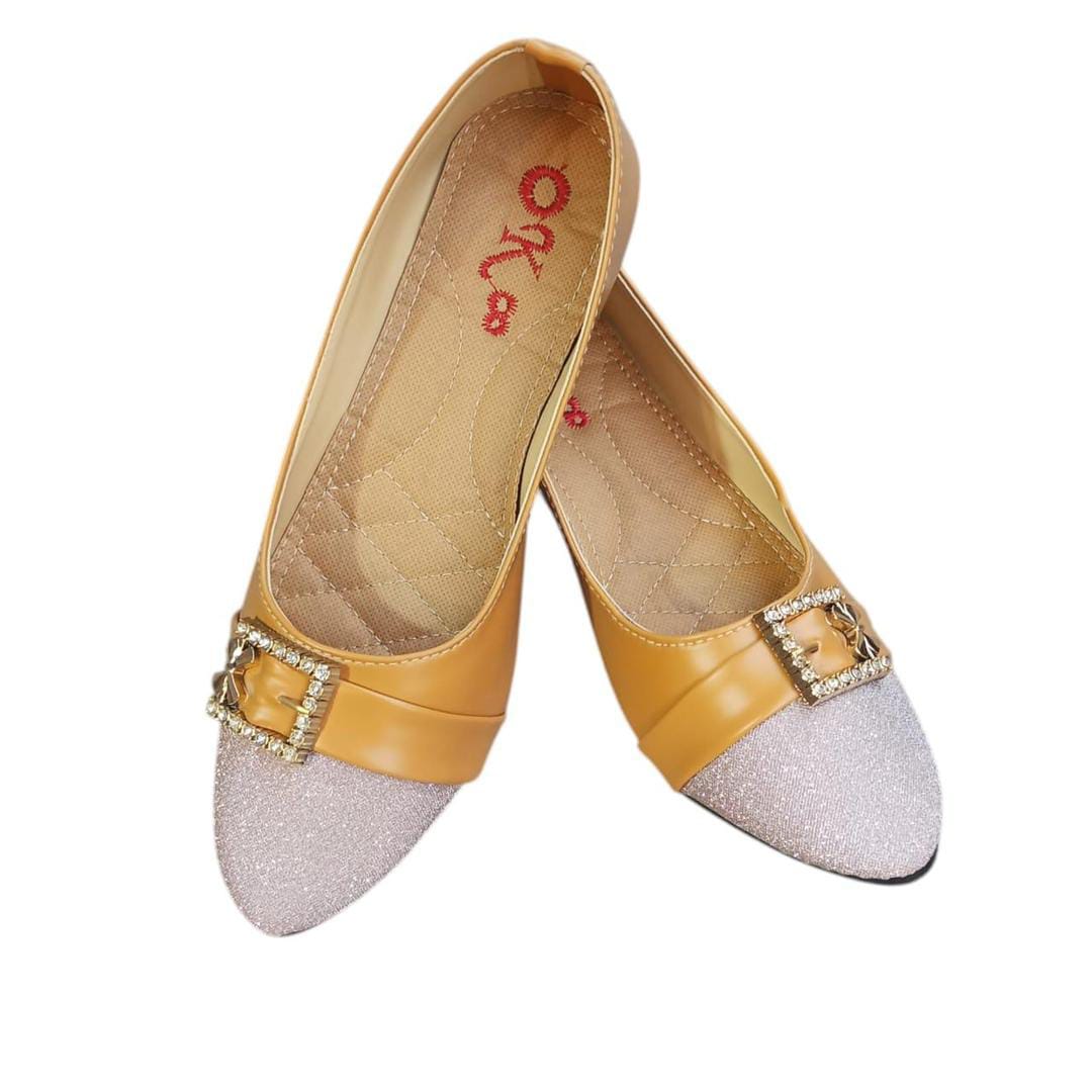 Women's PU Leather Fancy Pumps (Purple,Golden Design)