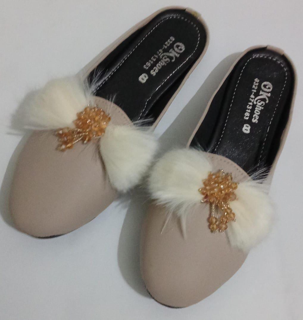 Women's Rexine Casual Pumps (Dark Skin)